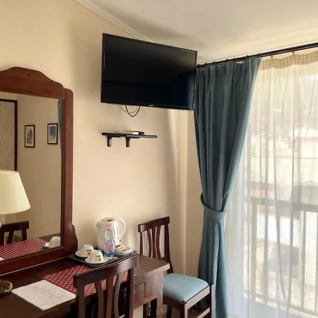 Casa Famiani Bed & Breakfast